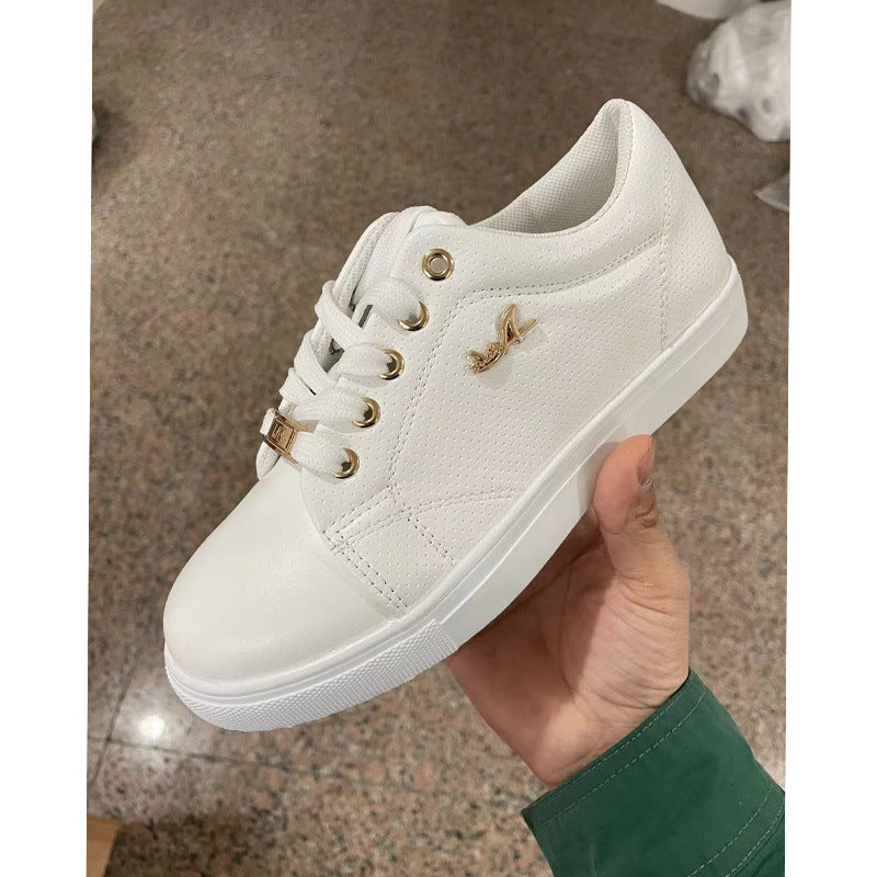 Women's Flat Sneakers Casual Outfit